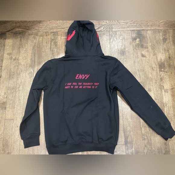 Breadwinna Black Hoodie Mens - Picture 2 of 2